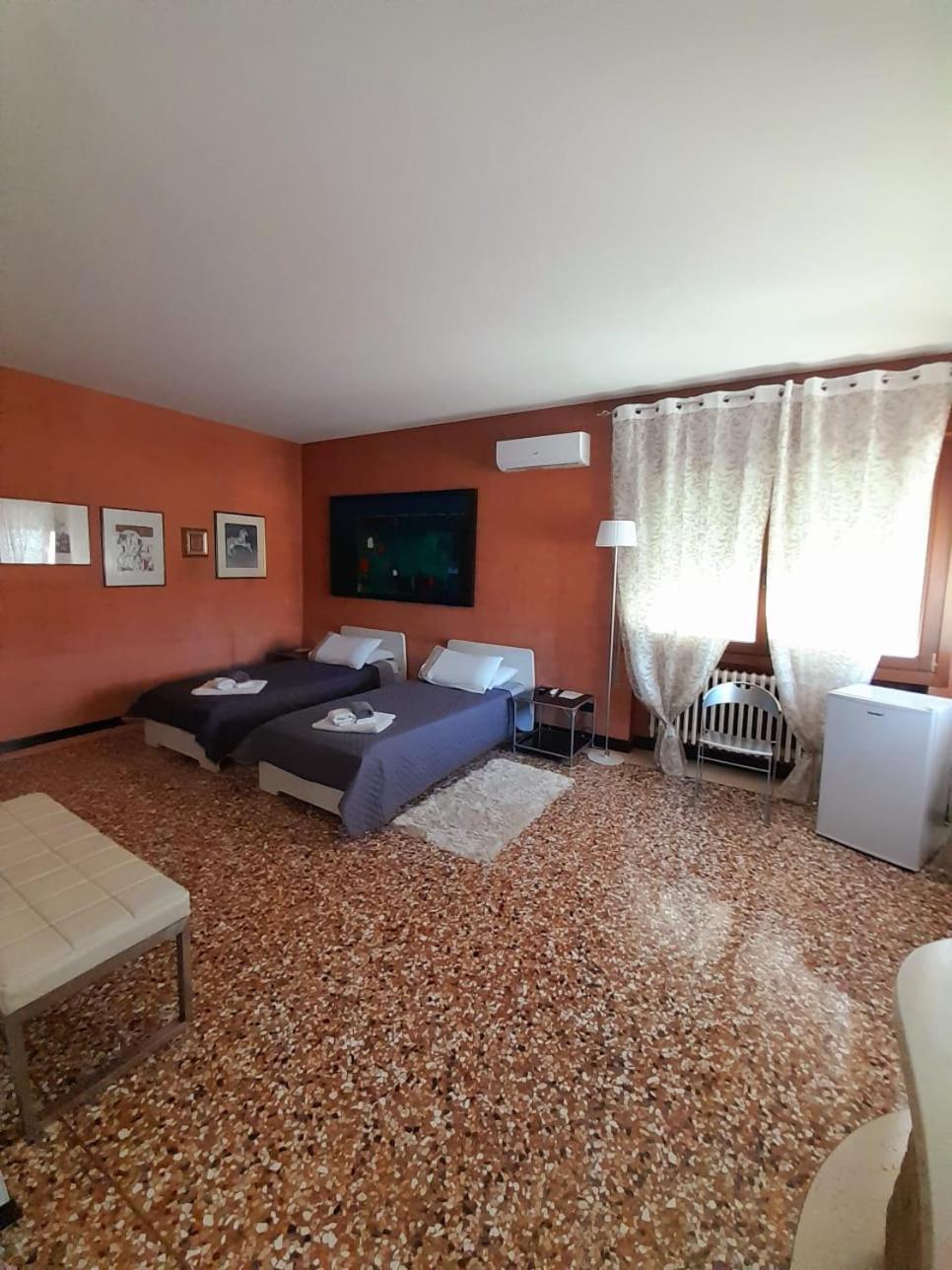Hotel Sweet House Solesino Exterior foto